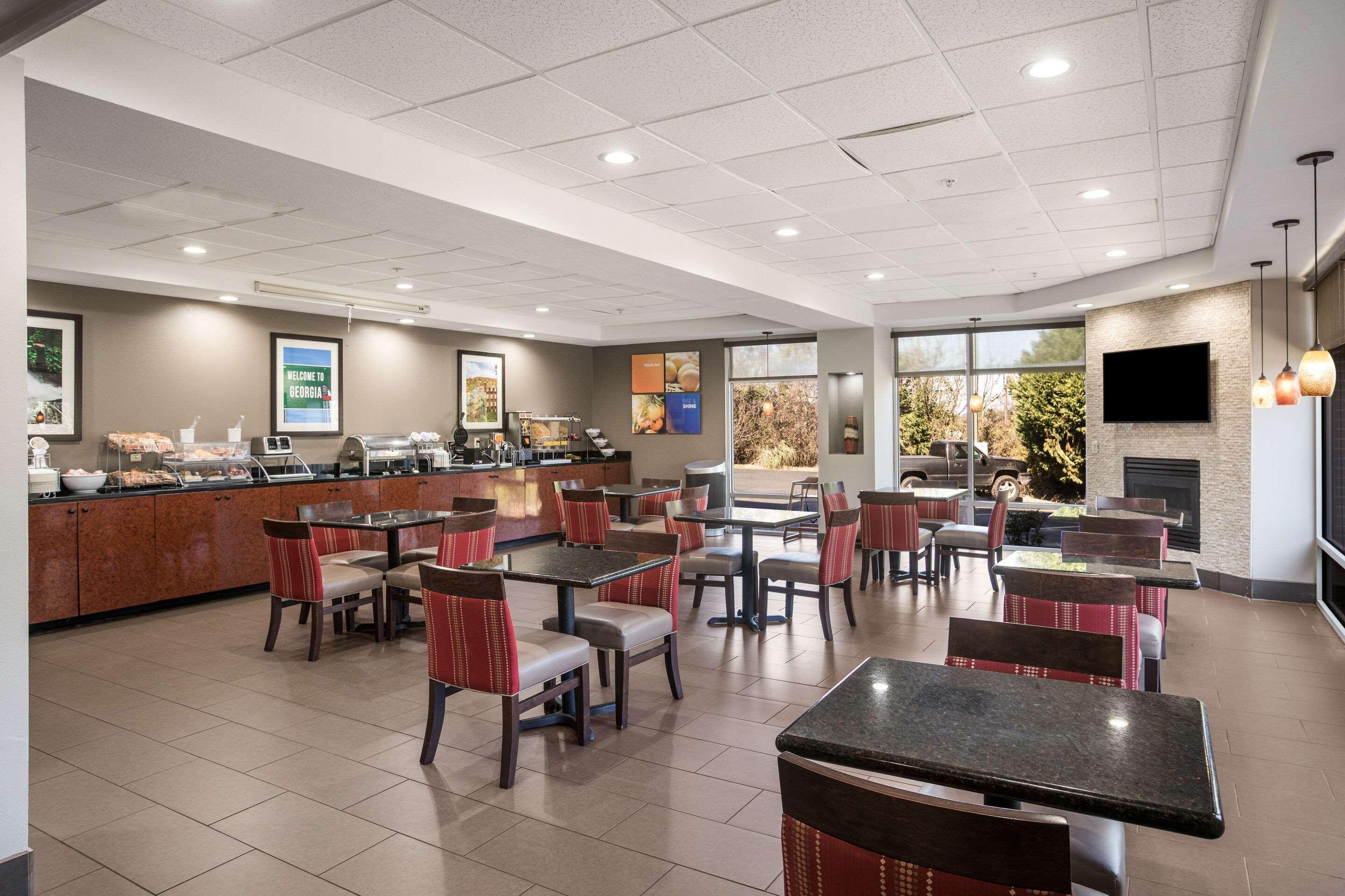 Comfort Suites Forsyth Near I-75 Εξωτερικό φωτογραφία