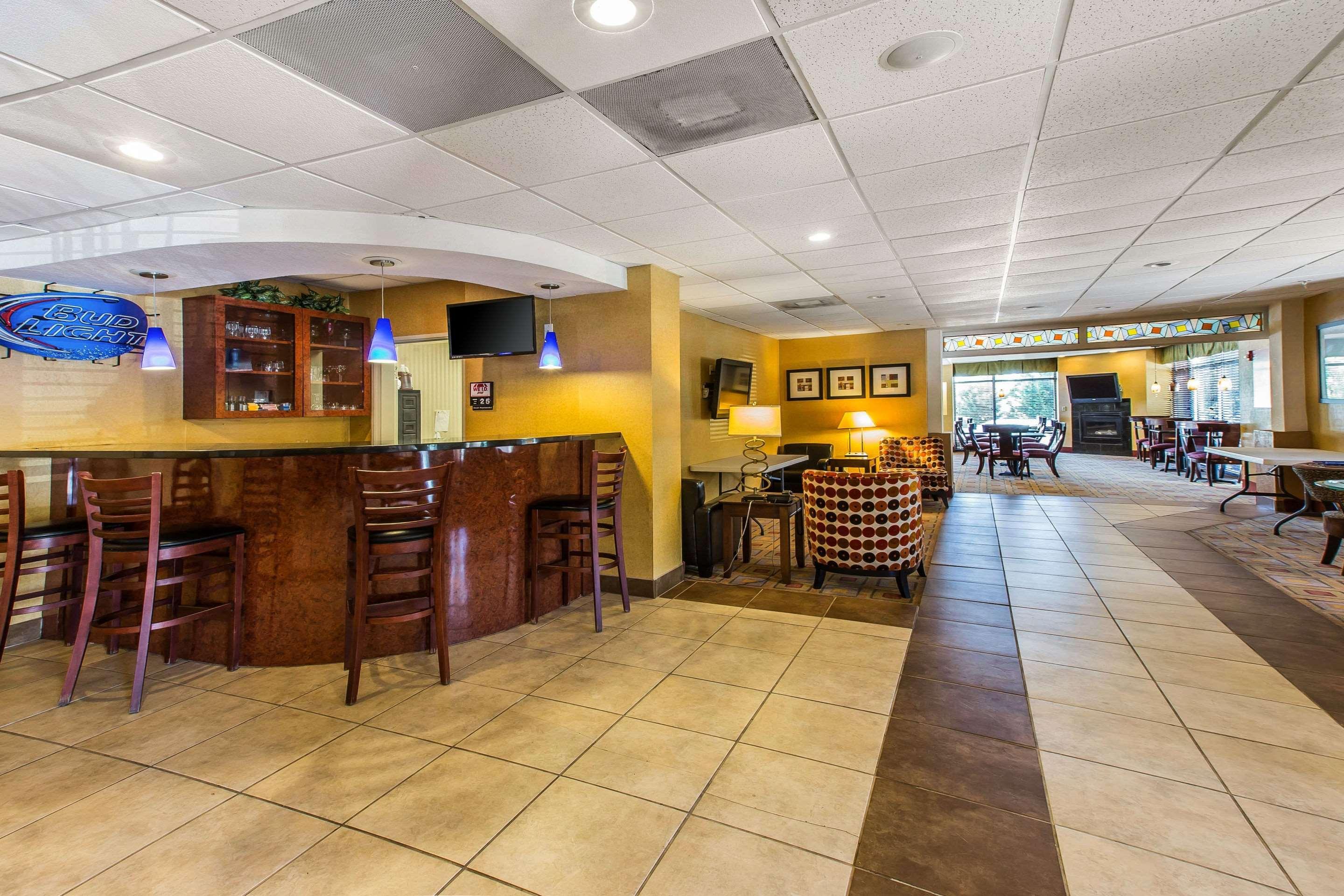 Comfort Suites Forsyth Near I-75 Εξωτερικό φωτογραφία