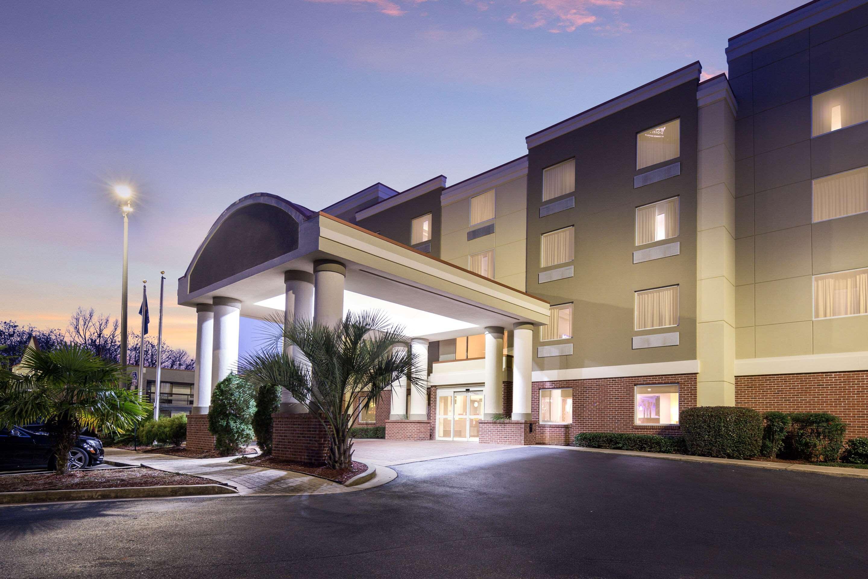 Comfort Suites Forsyth Near I-75 Εξωτερικό φωτογραφία